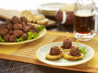 Slow Cooker Spicy Game Day Meatballs